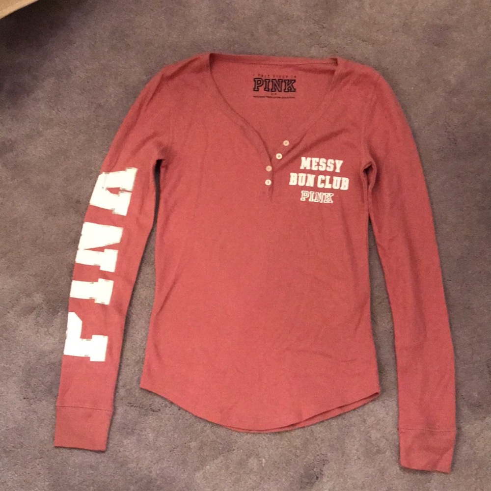 VS pink top